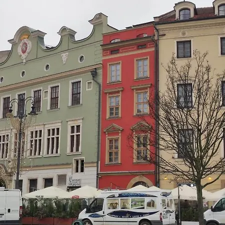 Main Square 18 King Апартаменты *