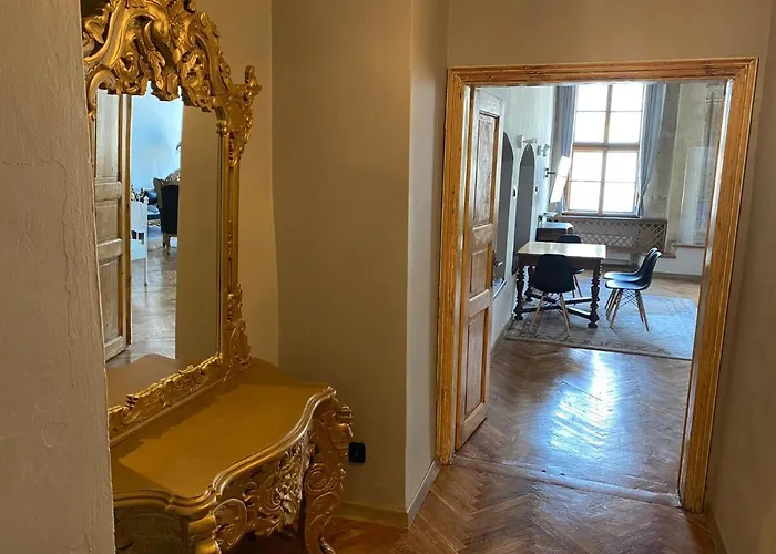 Apartment Main Square 18 King