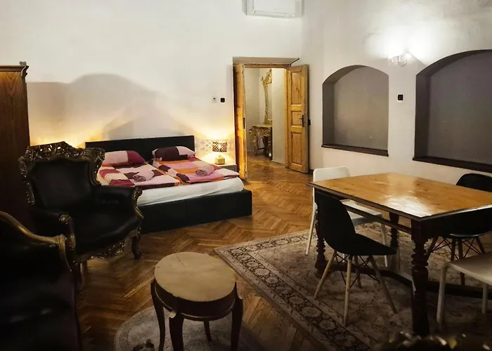 Main Square 18 King Krakow