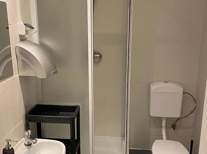 アパート Main Square 18 King